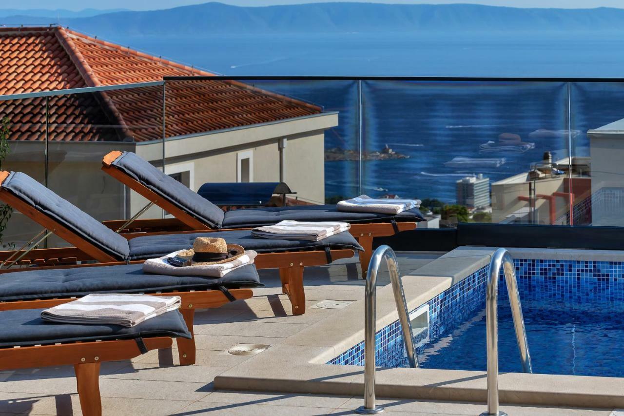 Mendula Villa