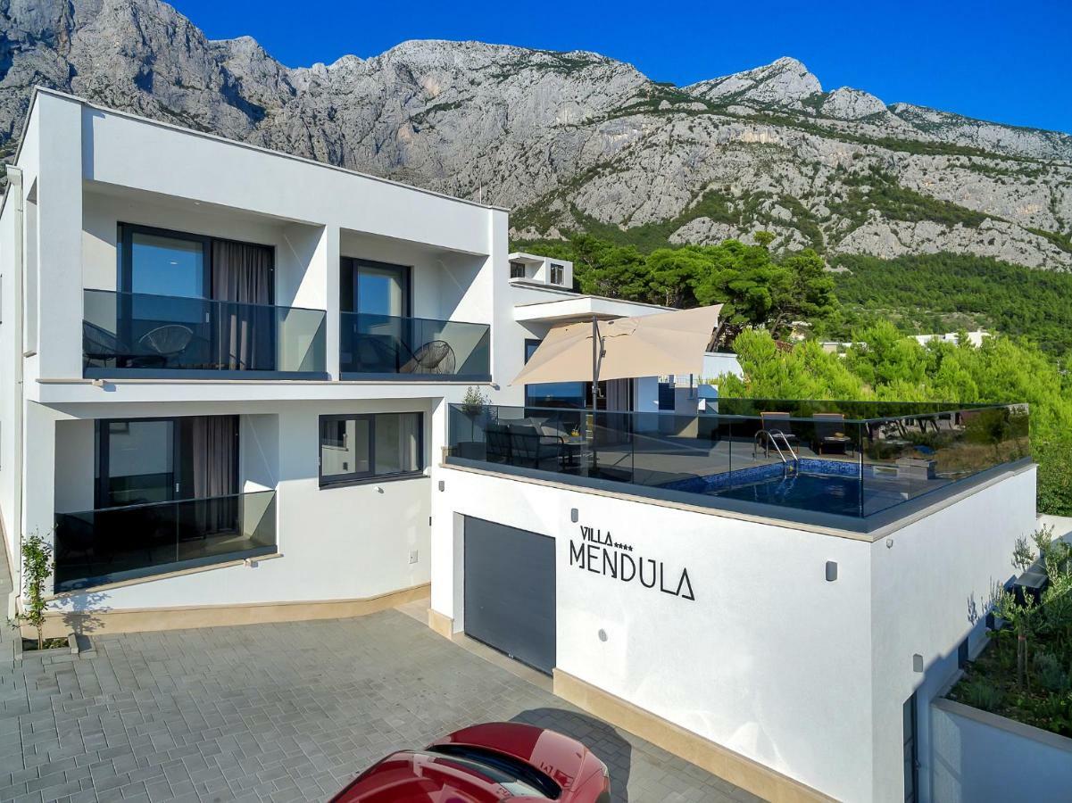 Mendula Villa *